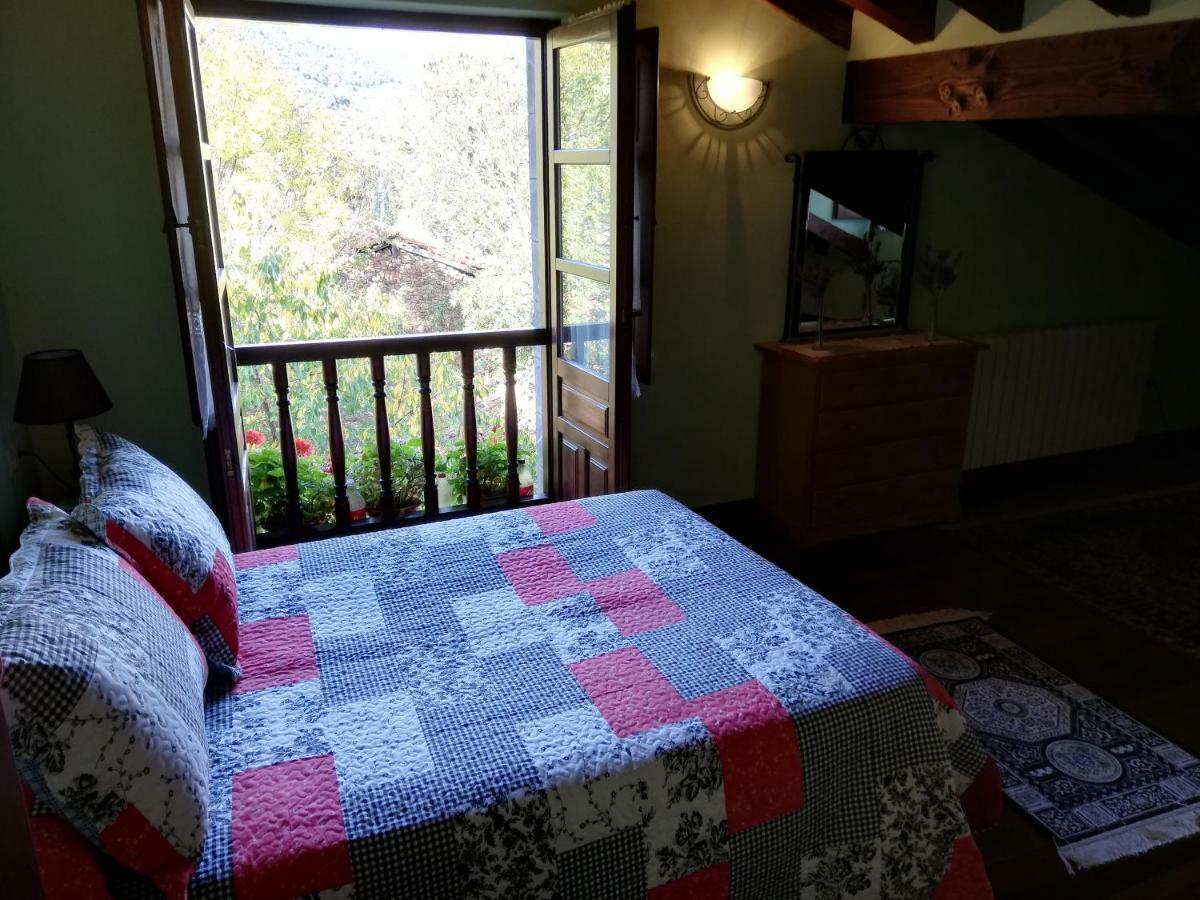 Casa Rural Josefina Aliezo Buitenkant foto